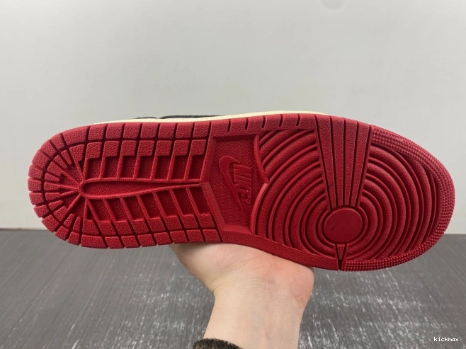 Rep x Away Air Room Low Trophy Jordan 1 OG FN0432-100 0819